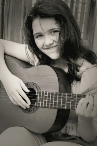 girl-with-guitar-black-and-white-502-height.jpg